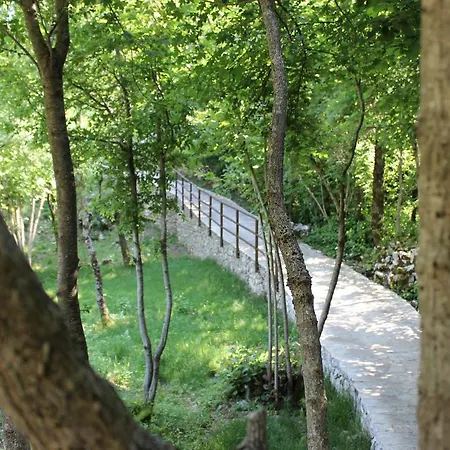 Zlatni Dol Mostar Отель 3*